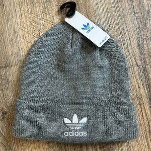 ADIDAS GREY BEANIE